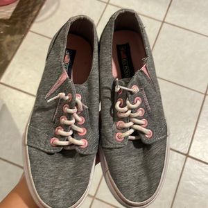 Girl’s polo shoes